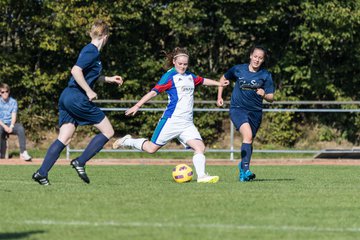 Bild 219 - B-Juniorinnen Krummesser SV - SV Henstedt Ulzburg : Ergebnis: 0:3